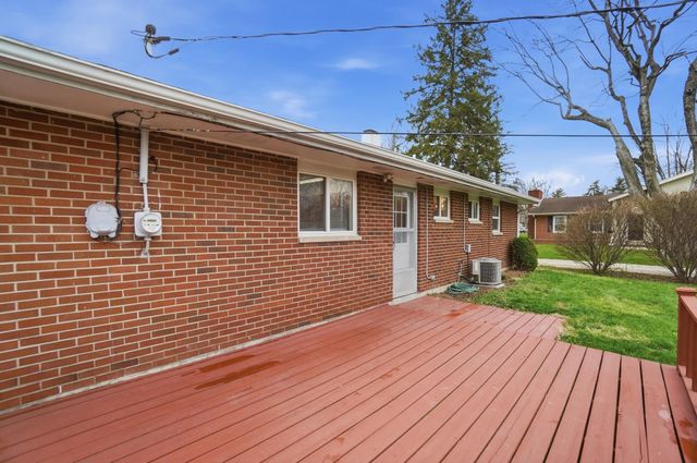 317 Mumford Drive 317 Mumford Drive, Troy, OH 45373