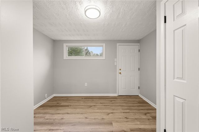 7623 Macedonia Road, Oakwood, OH 44146