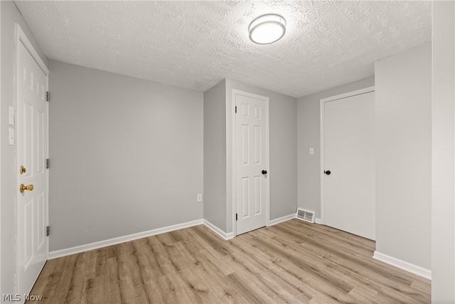 7623 Macedonia Road, Oakwood, OH 44146