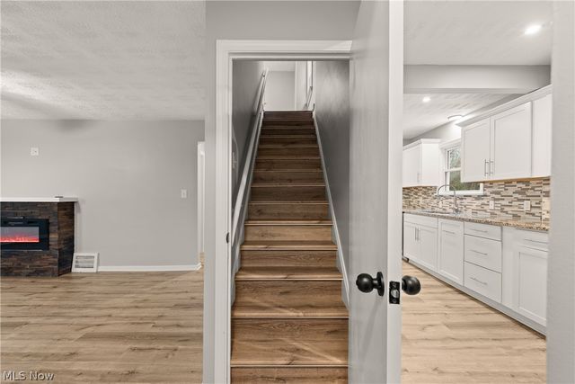 7623 Macedonia Road, Oakwood, OH 44146