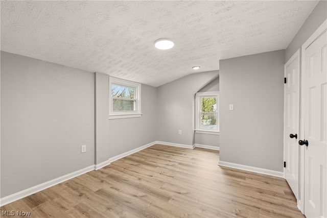 7623 Macedonia Road, Oakwood, OH 44146