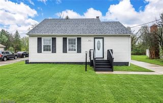 7623 Macedonia Road, Oakwood, OH 44146