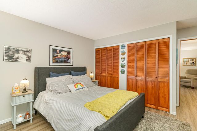 7525 W 110th Street, Bloomington, MN 55438