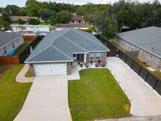 474 Sara Avenue, Mary Esther, FL 32569