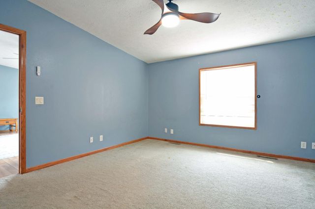 1367 Birchview Drive, Maplewood, MN 55119