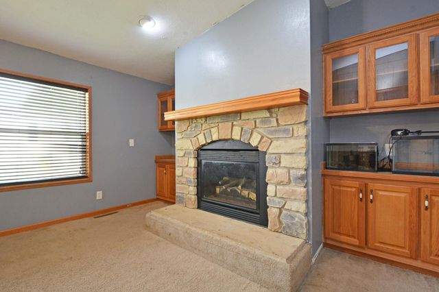 1367 Birchview Drive, Maplewood, MN 55119