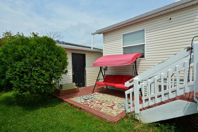 1367 Birchview Drive, Maplewood, MN 55119