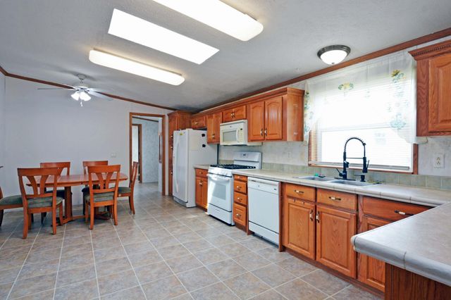 1367 Birchview Drive, Maplewood, MN 55119