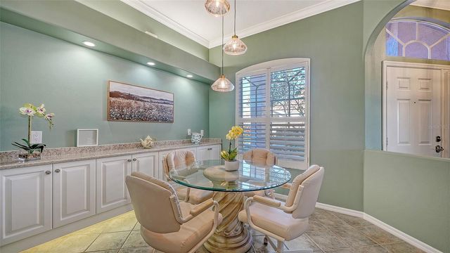 9447 FOREST HILLS CIRCLE, Sarasota, FL 34238