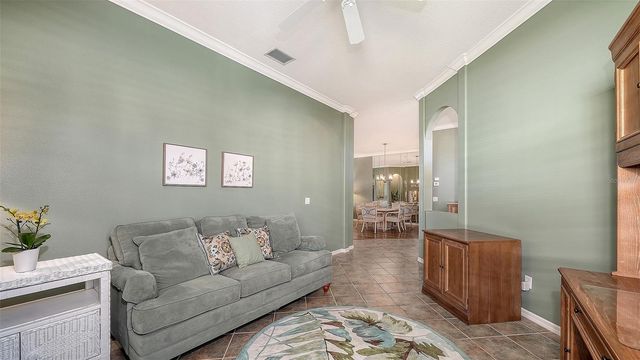 9447 FOREST HILLS CIRCLE, Sarasota, FL 34238