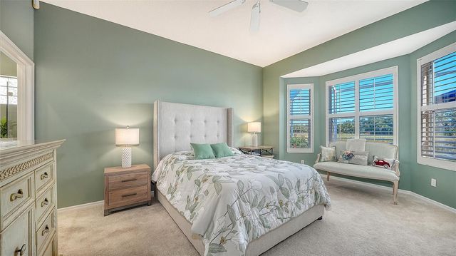 9447 FOREST HILLS CIRCLE, Sarasota, FL 34238