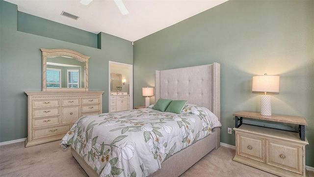 9447 FOREST HILLS CIRCLE, Sarasota, FL 34238