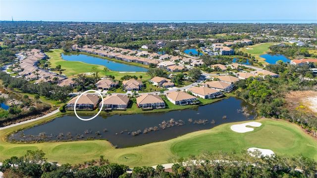 9447 FOREST HILLS CIRCLE, Sarasota, FL 34238