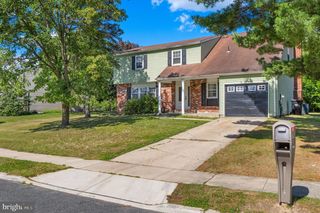 42 HARTFORD RD, Sewell, NJ 08080