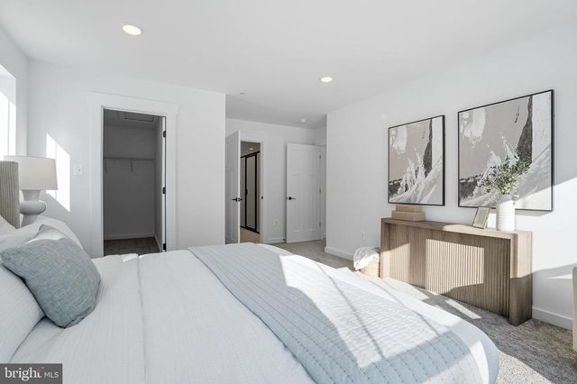 26 WALNUT ST, Middletown, MD 21769