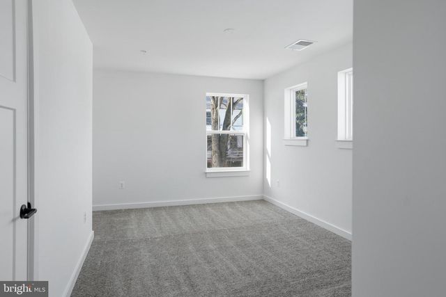 26 WALNUT ST, Middletown, MD 21769