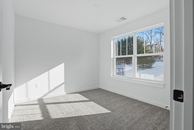 26 WALNUT ST, Middletown, MD 21769