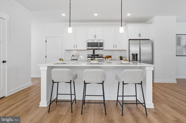 26 WALNUT ST, Middletown, MD 21769