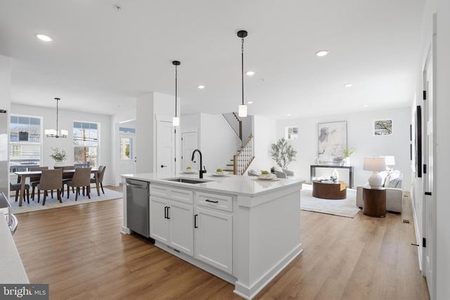 26 WALNUT ST, Middletown, MD 21769