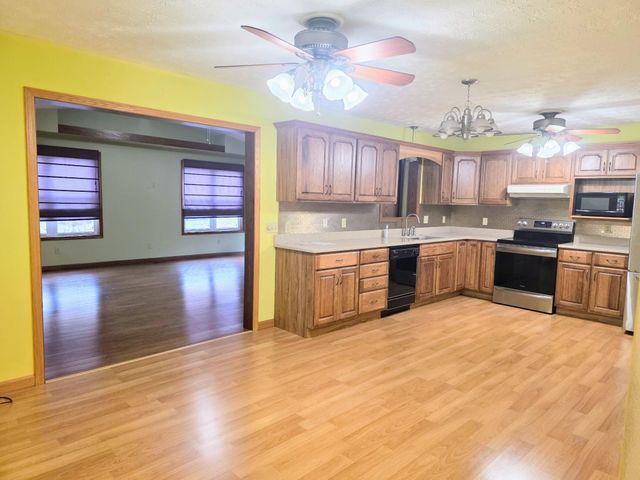 909 Magnolia Street 909 Magnolia Street, Saint Marys, OH 45885