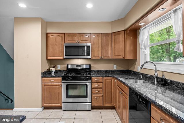 22 SHELTER ROCK RD, Eastampton, NJ 08060