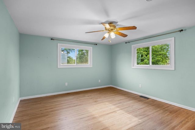 22 SHELTER ROCK RD, Eastampton, NJ 08060