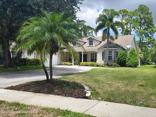255 Brightwater Drive SE, Palm Bay, FL 32909