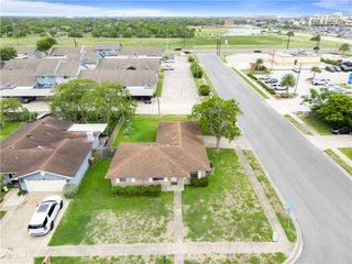 1729 Mermaid Dr, Corpus Christi, TX 78412