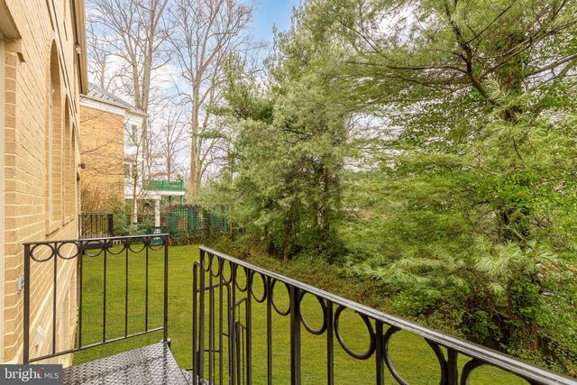 4813 KEMBLE PLACE NW NW, Washington, DC 20007