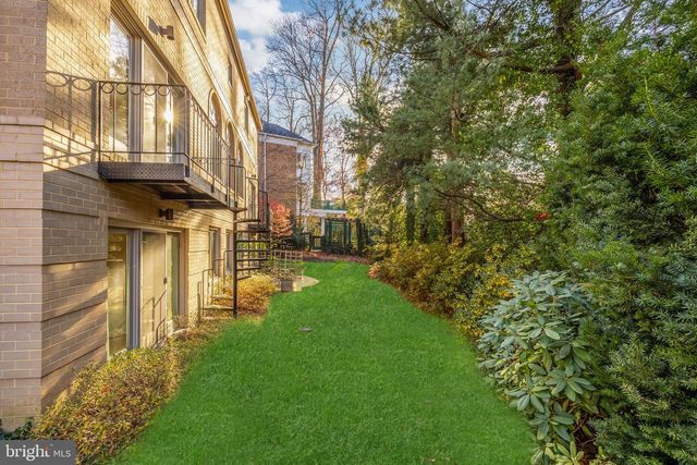 4813 KEMBLE PLACE NW NW, Washington, DC 20007