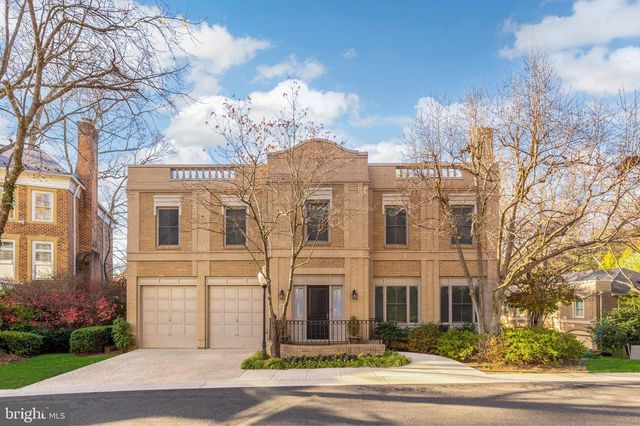 4813 KEMBLE PLACE NW NW, Washington, DC 20007