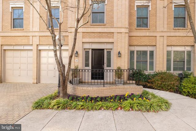 4813 KEMBLE PLACE NW NW, Washington, DC 20007