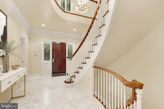 4813 KEMBLE PLACE NW NW, Washington, DC 20007