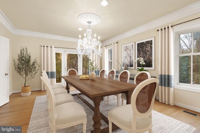 4813 KEMBLE PLACE NW NW, Washington, DC 20007