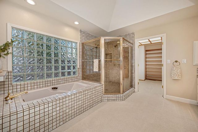 5014 Primrose Dr, Fair Oaks, CA 95628