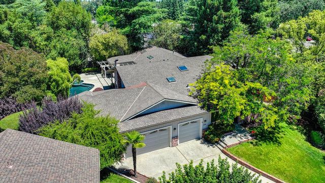 5014 Primrose Dr, Fair Oaks, CA 95628
