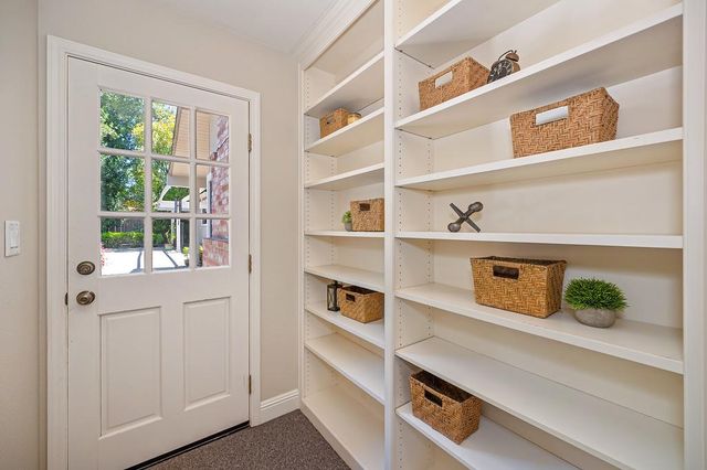 5014 Primrose Dr, Fair Oaks, CA 95628