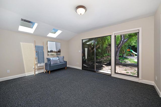 5014 Primrose Dr, Fair Oaks, CA 95628