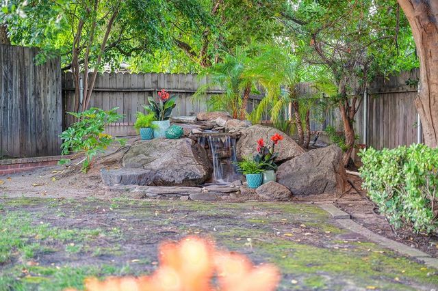 5014 Primrose Dr, Fair Oaks, CA 95628