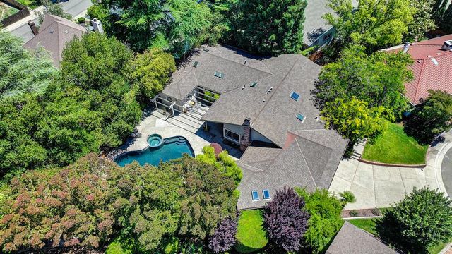 5014 Primrose Dr, Fair Oaks, CA 95628