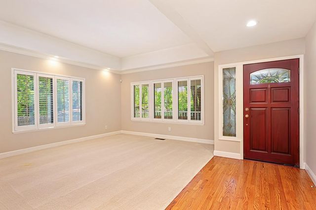5014 Primrose Dr, Fair Oaks, CA 95628
