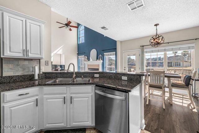 3734 REEDPOND Drive N, Jacksonville, FL 32223