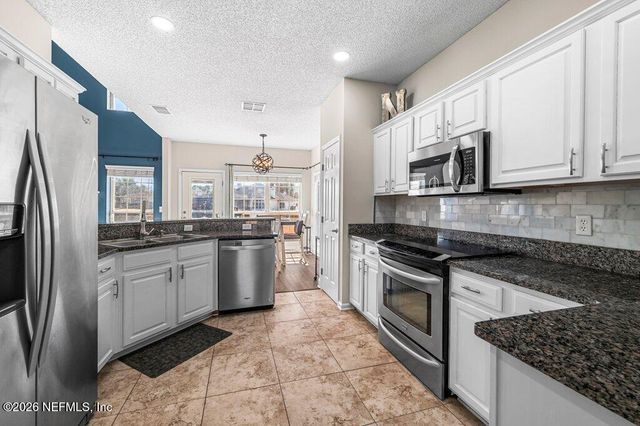 3734 REEDPOND Drive N, Jacksonville, FL 32223