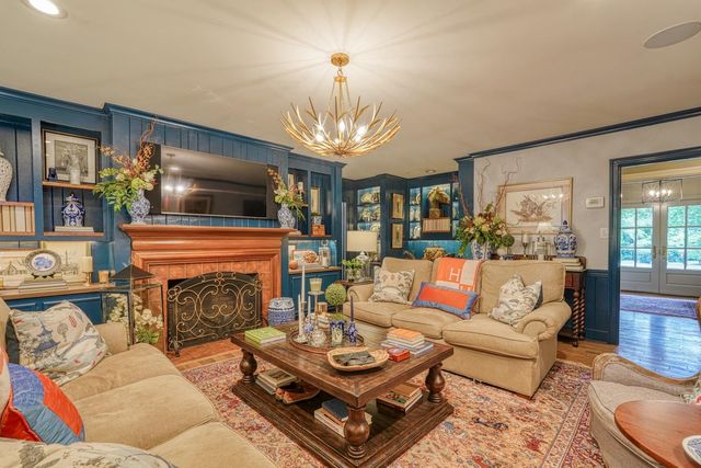 301 Dunbarton Court, Spartanburg, SC 29307