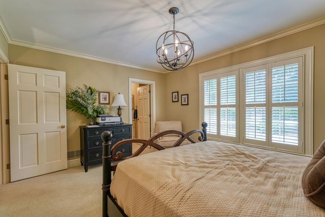 301 Dunbarton Court, Spartanburg, SC 29307