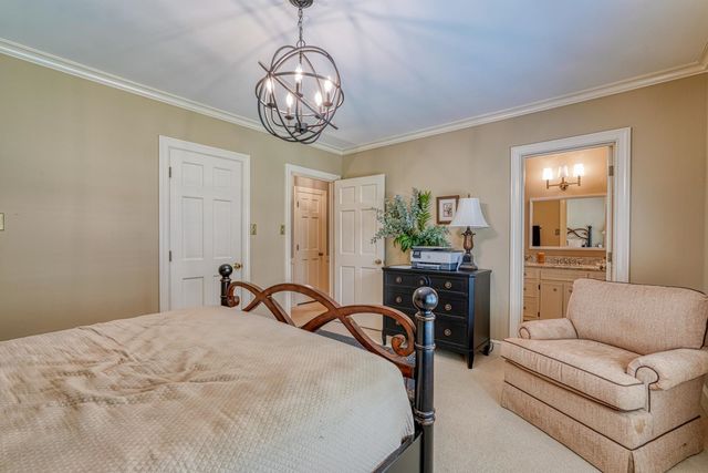 301 Dunbarton Court, Spartanburg, SC 29307