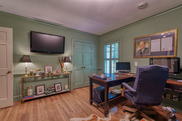 301 Dunbarton Court, Spartanburg, SC 29307