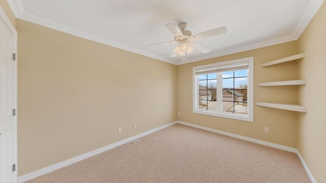 4823 Scenic Oak Drive SW, Rochester, MN 55902