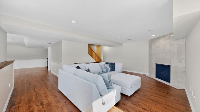 4823 Scenic Oak Drive SW, Rochester, MN 55902