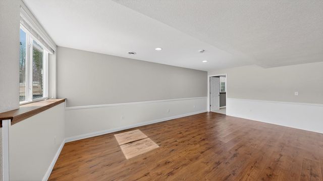 4823 Scenic Oak Drive SW, Rochester, MN 55902